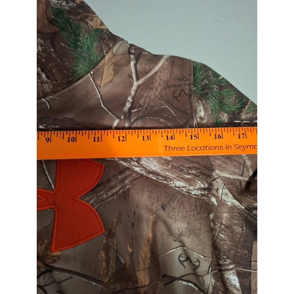 Under Armour‎ Youth XL Camo Hoodie